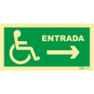 Señal de entrada a la derecha para personas con discapacidad o movilidad reducida