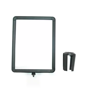 Porta Póster Vertical de Plástico Negro A4 | Porta Póster para postes con cinta extensible | barreras direccionales | Bahías Sep