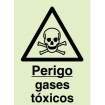 Señal de peligro - "Peligro Gases Tóxicos"